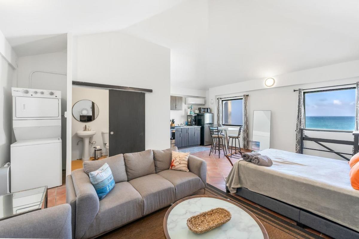 4 Bedroom Kikita Beach Villa Oceanfront W Pool Dorado Eksteriør billede