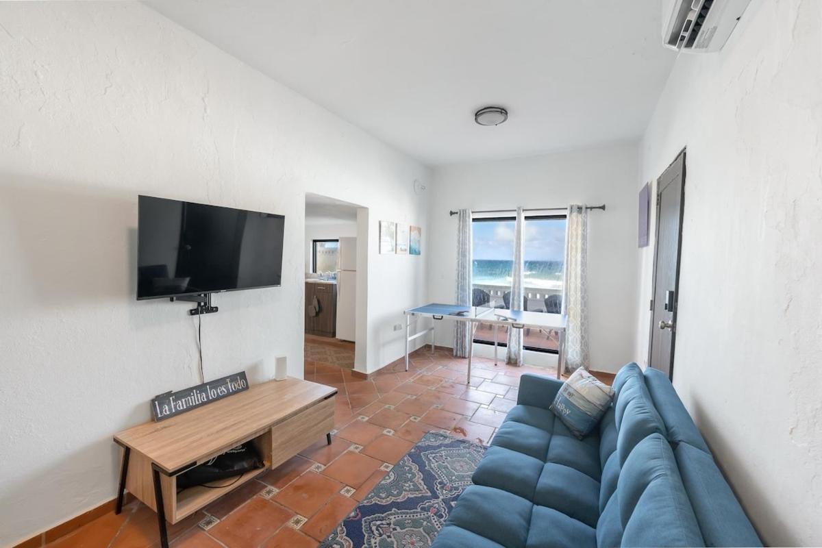 4 Bedroom Kikita Beach Villa Oceanfront W Pool Dorado Eksteriør billede