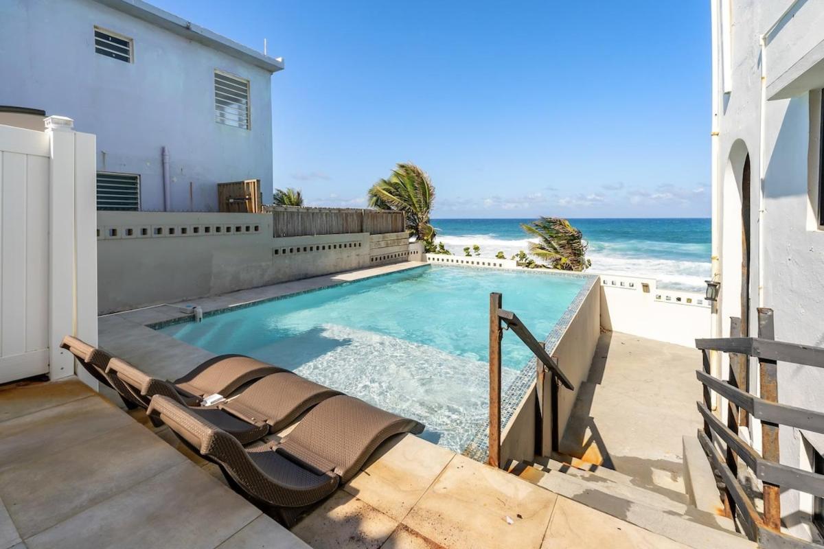 4 Bedroom Kikita Beach Villa Oceanfront W Pool Dorado Eksteriør billede
